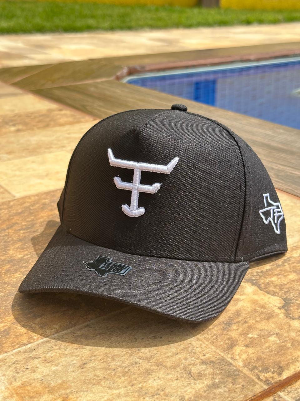 Boné Country TXF Preto Bordado Branco